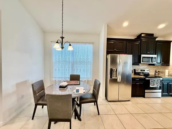 $2,400 | 7832 Red Hickory Place, Riverview, FL 33578