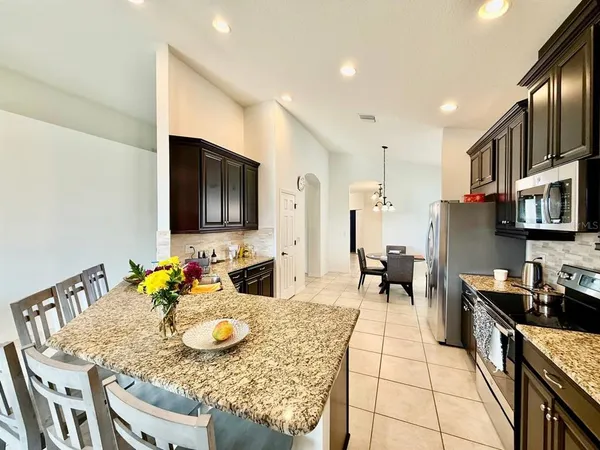 $2,400 | 7832 Red Hickory Place, Riverview, FL 33578