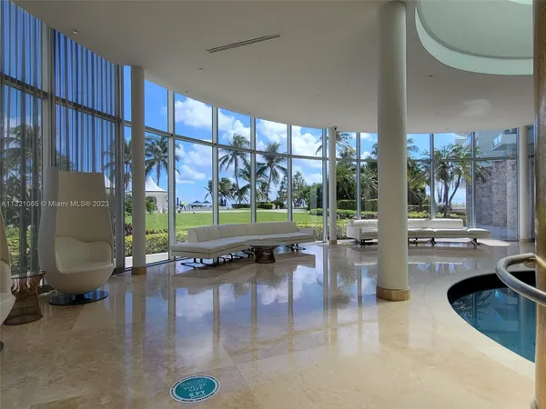 $3,600 | 5151 Collins Avenue, Unit 1036, Miami Beach, FL 33140
