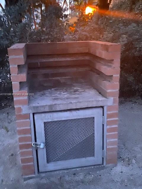 5151 Collins Avenue, Unit 1036 Miami Beach, FL 33140 - Photo 18 of 32