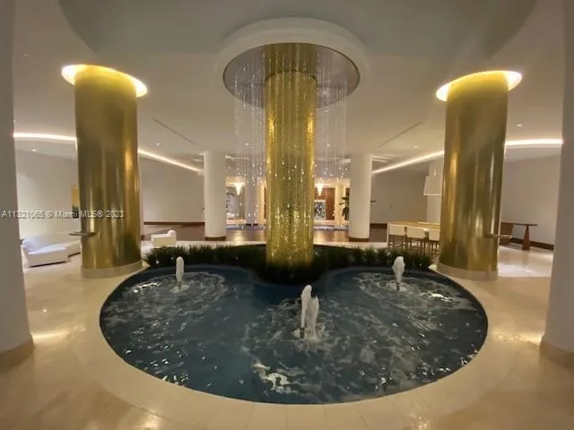 $3,600 | 5151 Collins Avenue, Unit 1036, Miami Beach, FL 33140