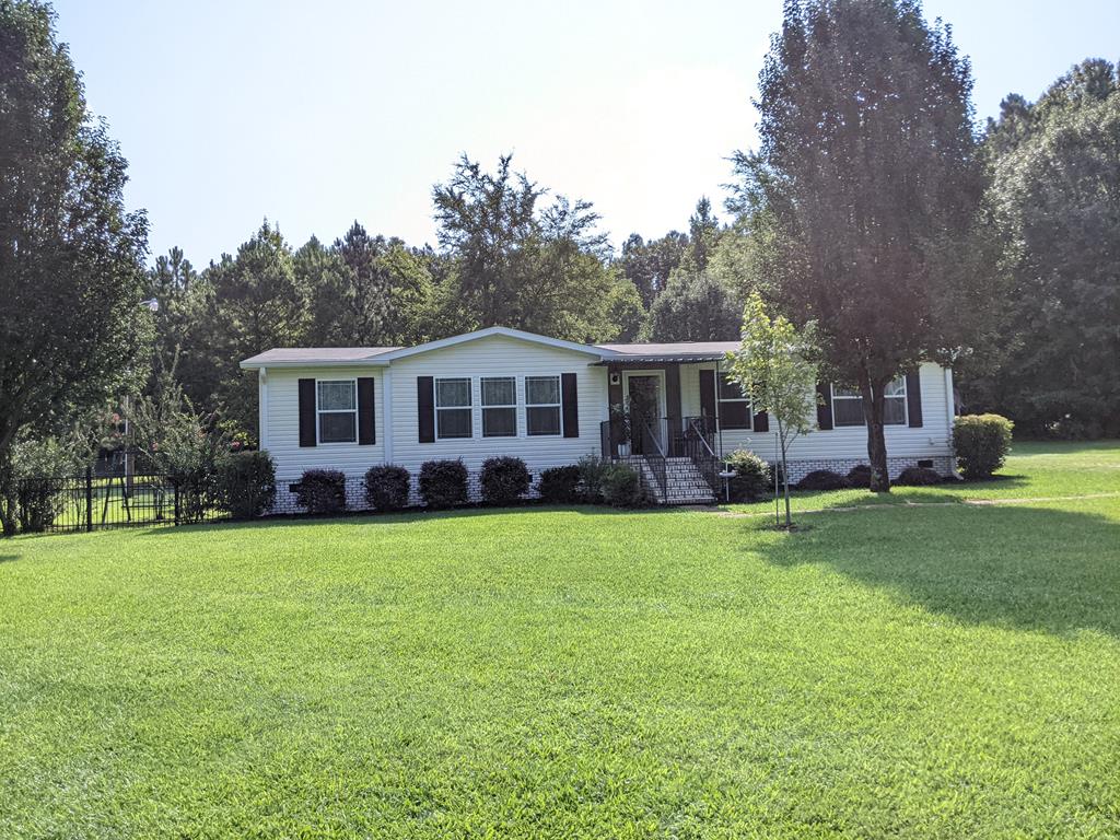 1117 Holloway Cove Road Chappells, SC 29037 - Photo 1 of 34 Gallery Image 1