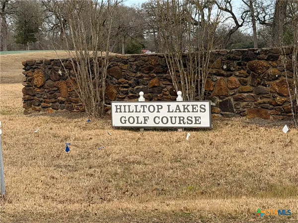 $305,000 | 33 Fairway Drive, Hilltop Lakes, TX 77871