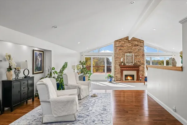 $574,900 | 120 Thornhill Drive, Danville, IL 61832