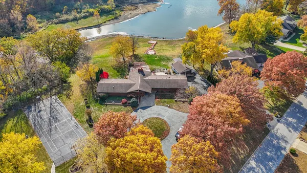 $574,900 | 120 Thornhill Drive, Danville, IL 61832