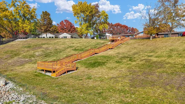 $574,900 | 120 Thornhill Drive, Danville, IL 61832
