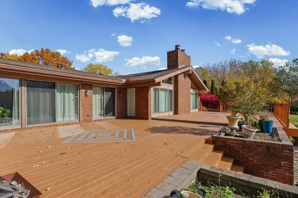 $574,900 | 120 Thornhill Drive, Danville, IL 61832