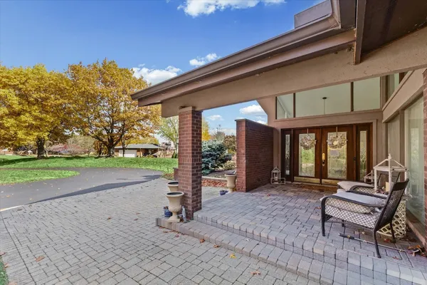 $574,900 | 120 Thornhill Drive, Danville, IL 61832