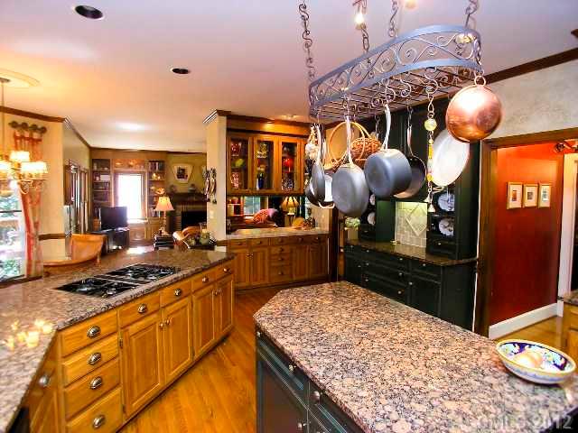 3540 Plantation Road Charlotte, NC 28270 - Photo 5 of 16 Gallery Image 5