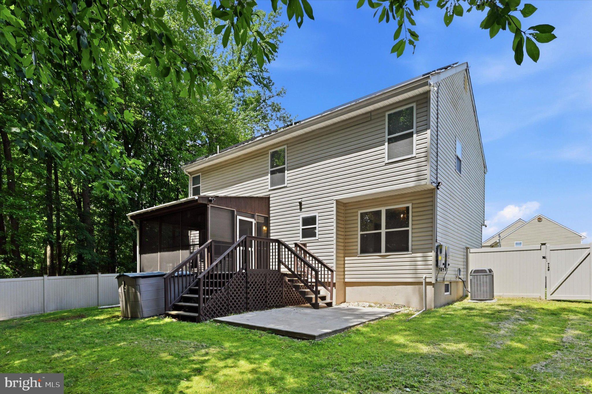 915 Rue Madora Bear, DE 19701 - Photo 3 of 14 Charming backyard retreat awaits you!
