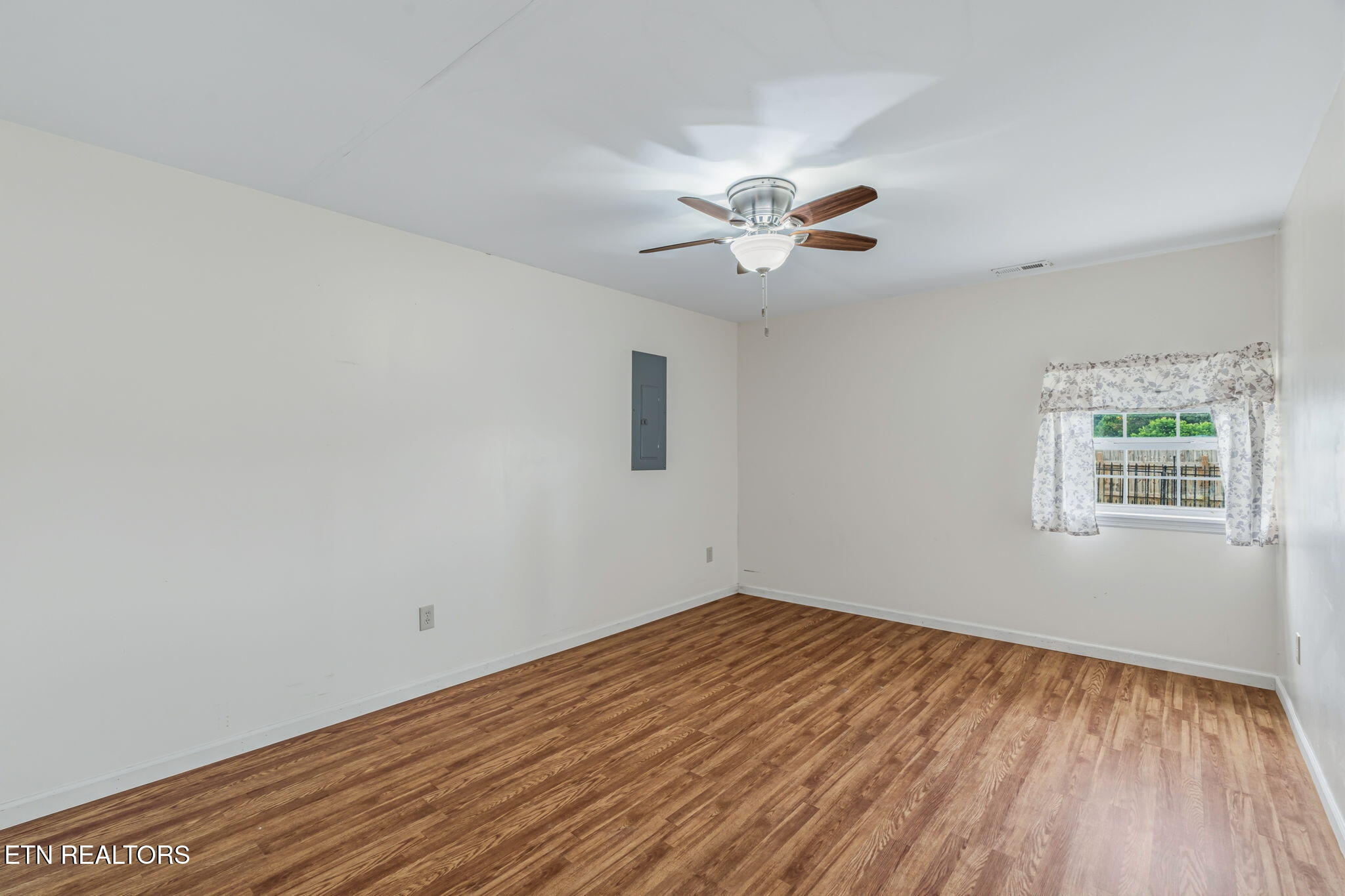 138 Country Way Road Vonore, TN 37885 - Photo 32 of 50 38-web-or-mls-138 Country Way-47