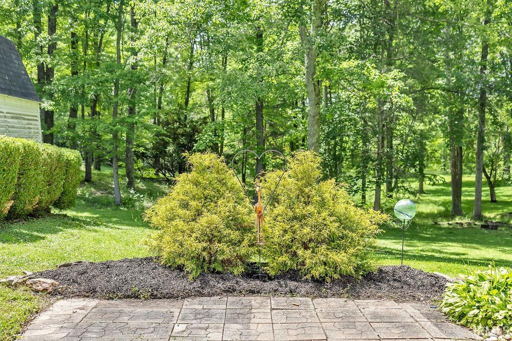 6581 North Showers Road East Bloomington, IN 47408 - Photo 9 of 35
