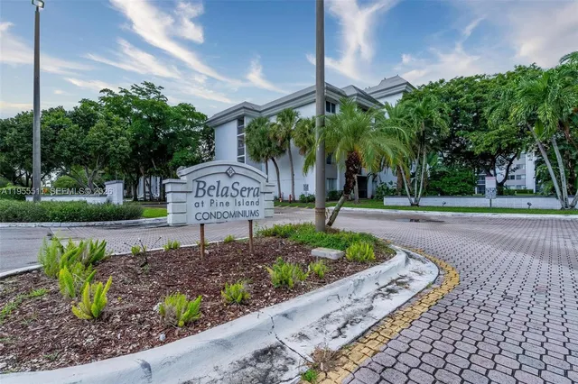 $1,650 | 711 North Pine Island Road, Unit 410, Plantation, FL 33324