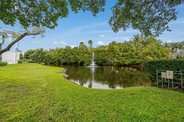 $1,650 | 711 North Pine Island Road, Unit 410, Plantation, FL 33324