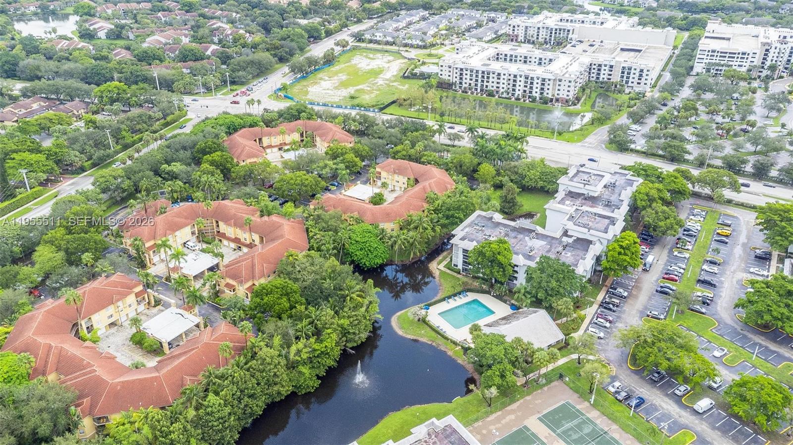 711 North Pine Island Road, Unit 410 Plantation, FL 33324 - Photo 39 of 45 an aerial view of residential houses with outdoor space and street view