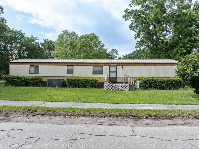 $200,000 | 438 Southwest Dortch Street, Fort White, FL 32038