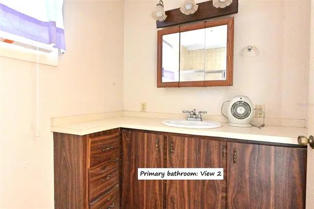 $200,000 | 438 Southwest Dortch Street, Fort White, FL 32038