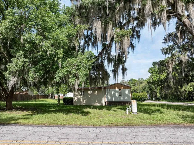 $200,000 | 438 Southwest Dortch Street, Fort White, FL 32038