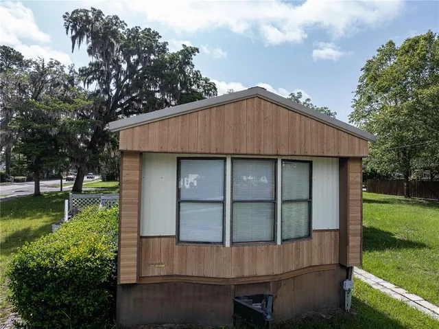 $200,000 | 438 Southwest Dortch Street, Fort White, FL 32038