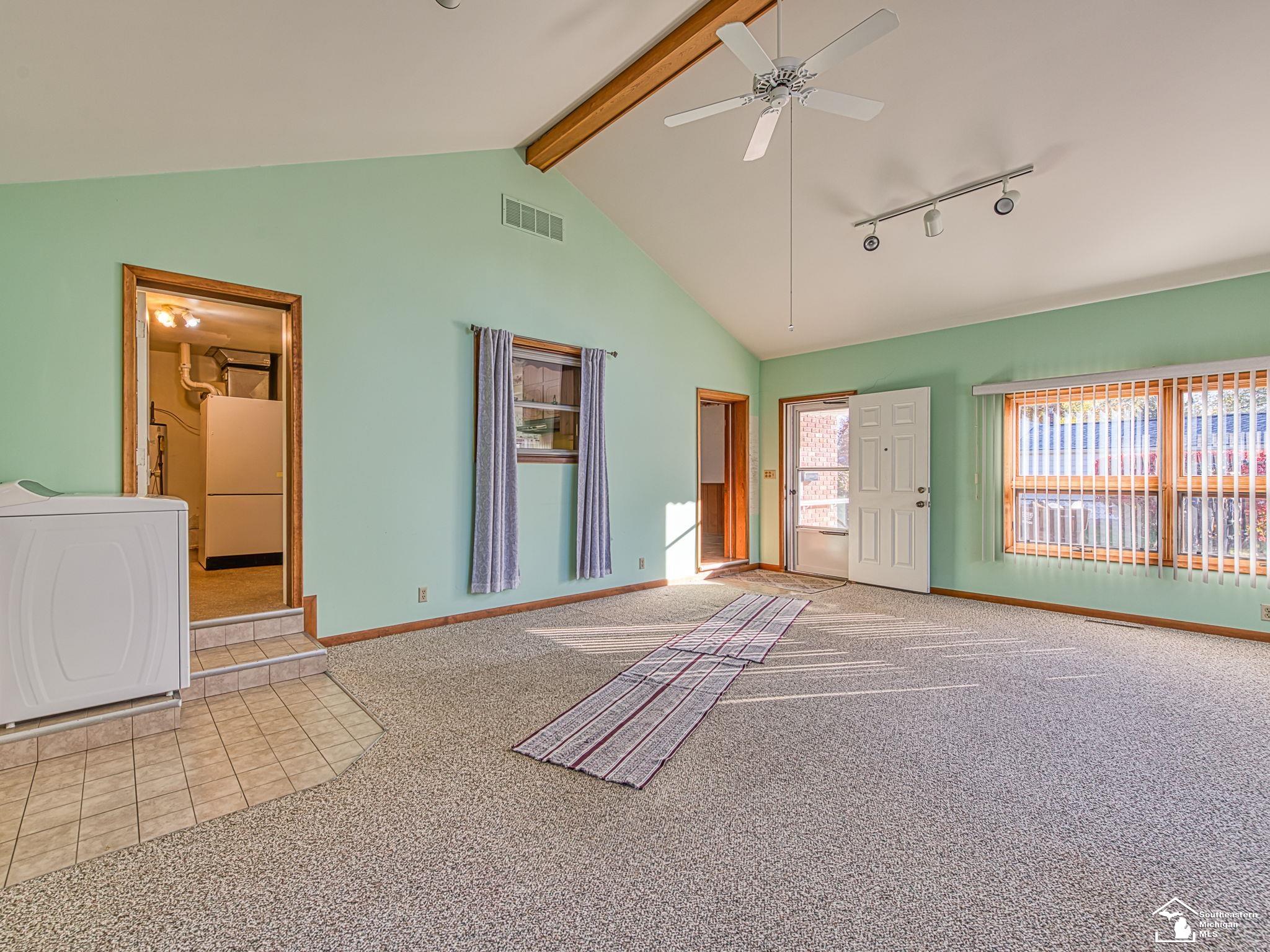 345 Lasalle Road Monroe, MI 48162 - Photo 5 of 44 50193711-535501ed-e05a-4ce3-9f0b-952405f6db0e.JPG