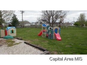 606 North Main Street Athens, IL 62613 - Photo 20 of 22 Gallery Image 20