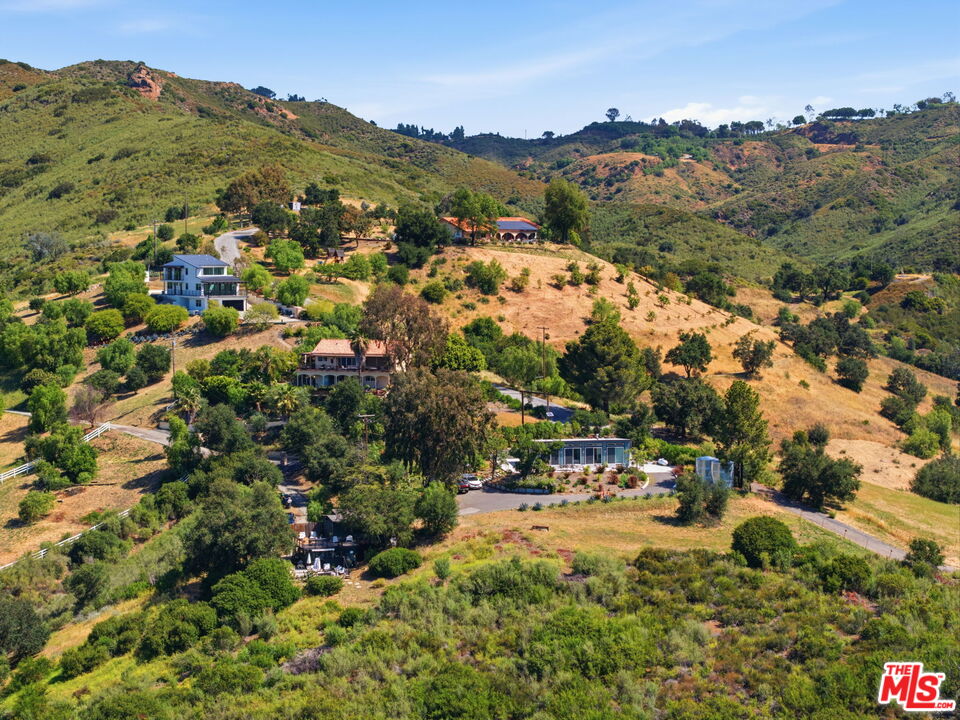 3065 South Foose Road Malibu, CA 90265 - Photo 2 of 39