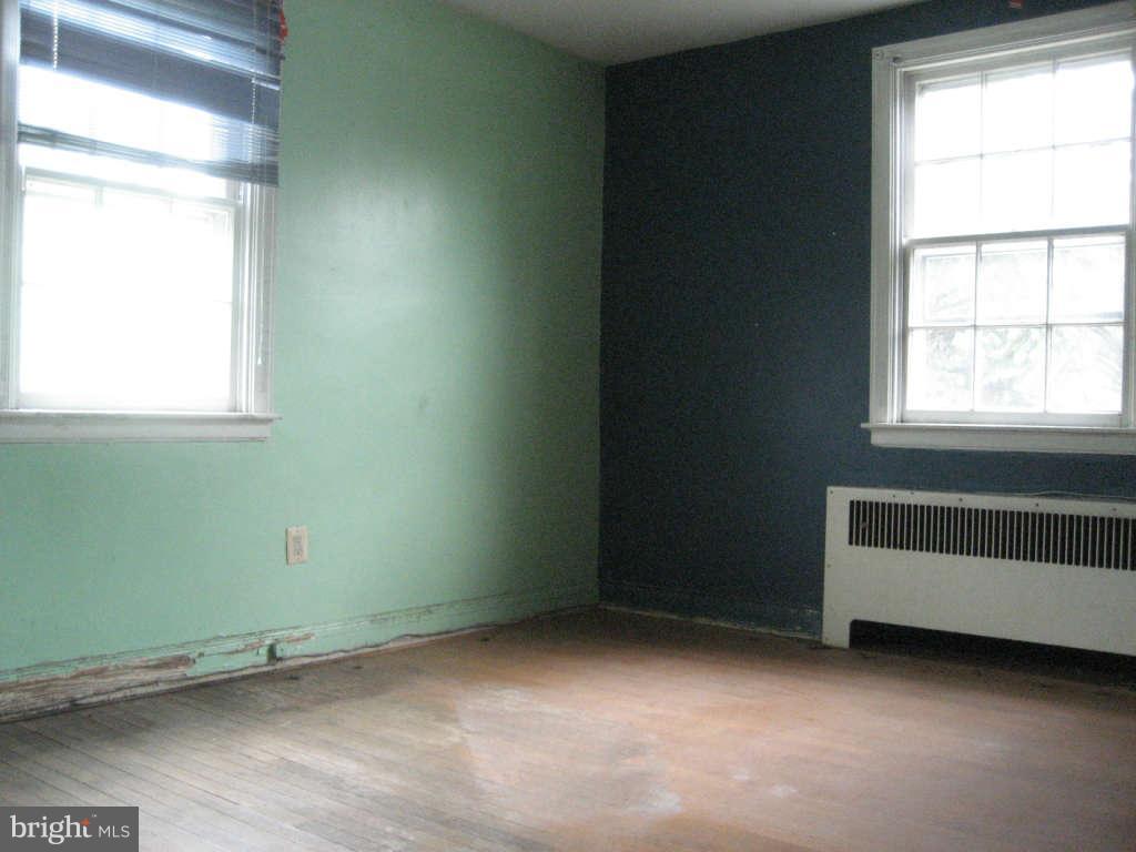 3708 Monterey Road Baltimore, MD 21218 - Photo 11 of 18 Interior (General)