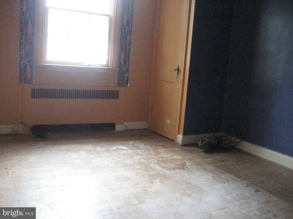 3708 Monterey Road Baltimore, MD 21218 - Photo 13 of 18 Interior (General)