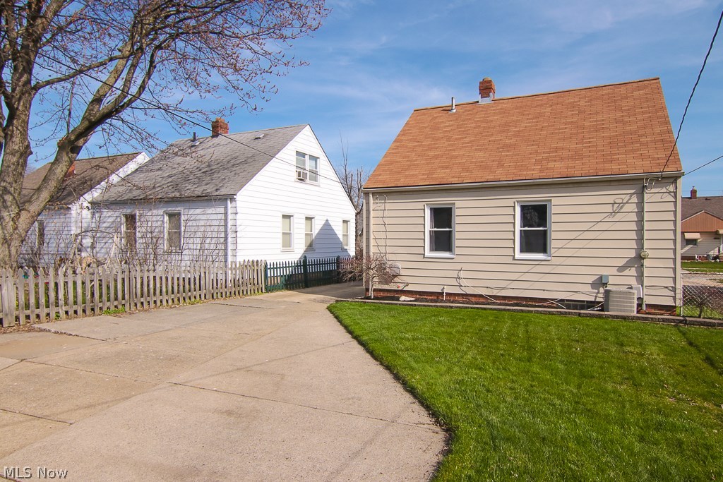 1215 Hillsdale Road Parma, OH 44134 - Photo 26 of 26
