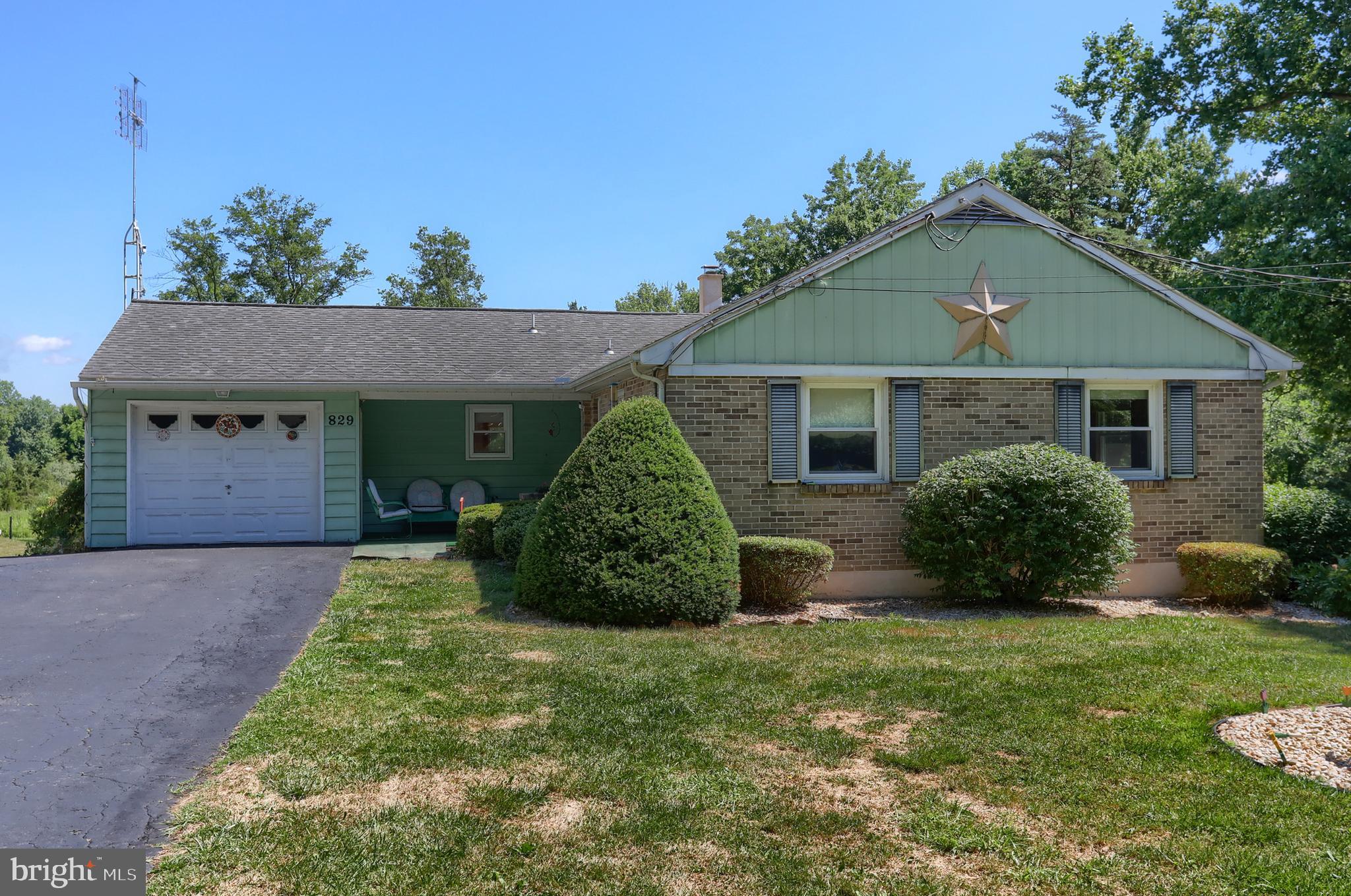 829 Locust Grove Road Middletown, PA 17057 - Photo 1 of 39 Gallery Image 1