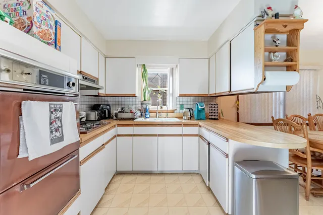 $429,900 | 2709 South 60th Court, Cicero, IL 60804