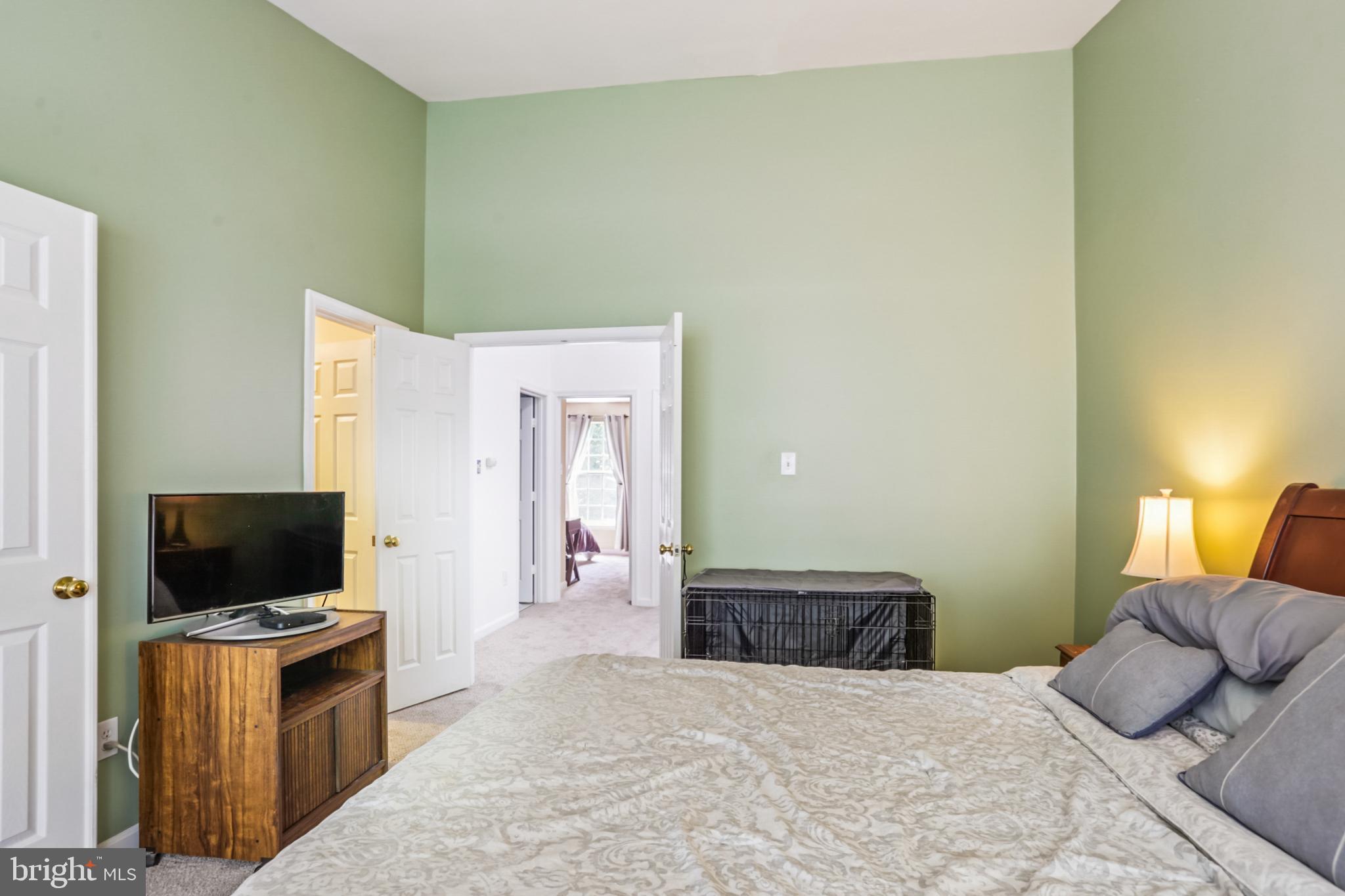 15129 Deer Valley Terrace Silver Spring, MD 20906 - Photo 9 of 30 Serene primary bedroom w/ en suite bath.