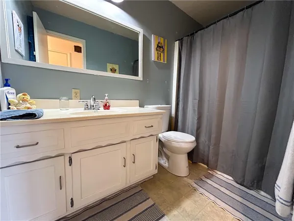 $305,000 | 20650 East 1100th Road, Pleasanton, KS 66075