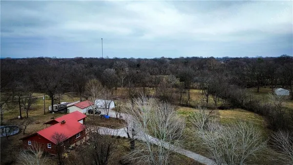 $305,000 | 20650 East 1100th Road, Pleasanton, KS 66075