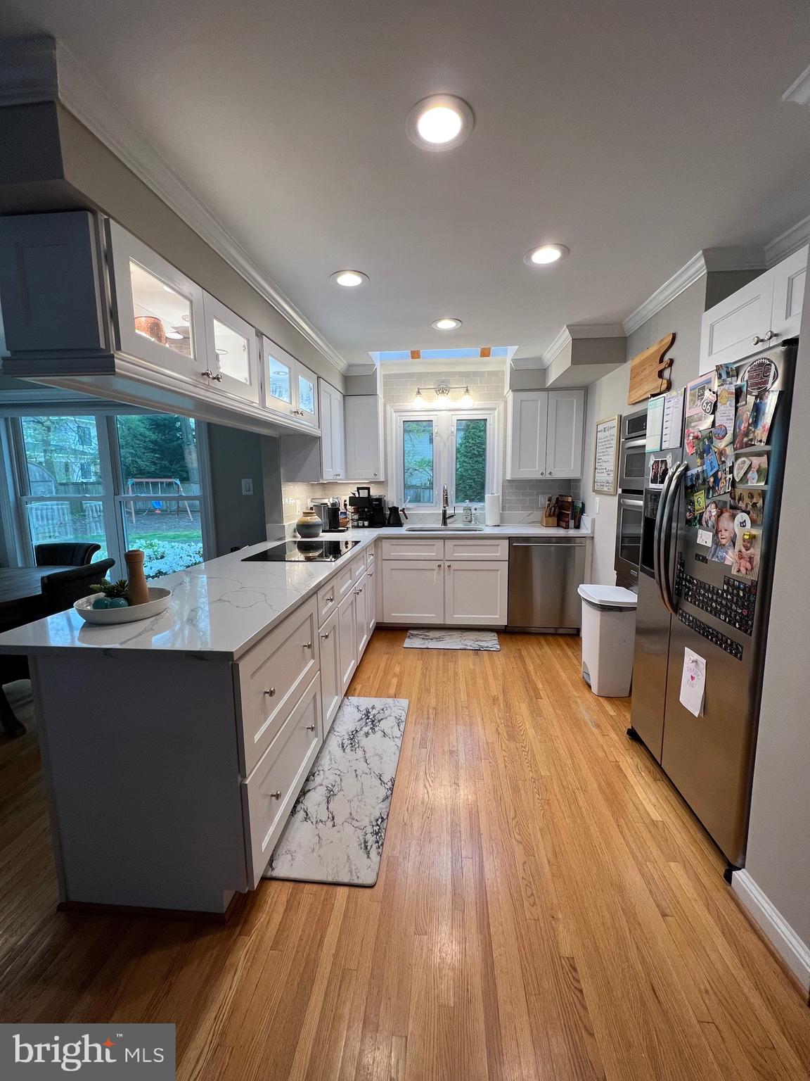 1913 Woodford Road Vienna, VA 22182 - Photo 42 of 44