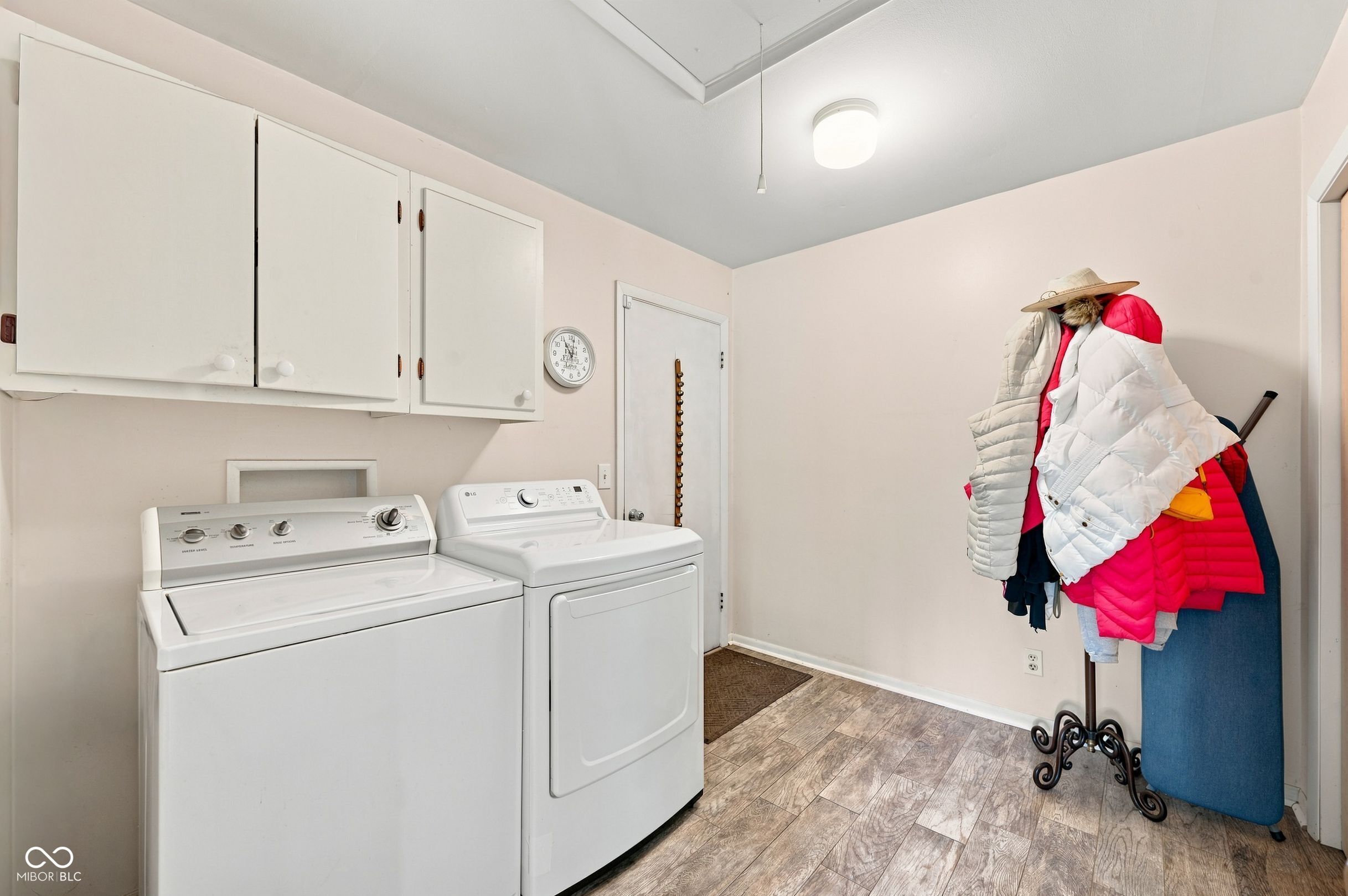 12336 Riley Road Indianapolis, IN 46236 - Photo 21 of 25 Gallery Image 21