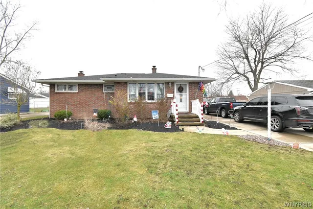 $199,999 | 47 6th Avenue, Lancaster, NY 14086