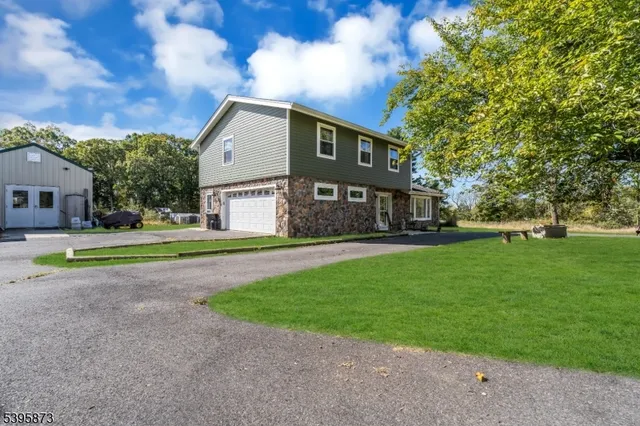 $888,000 | 70 MacKenzie Road, Hampton, NJ 08827