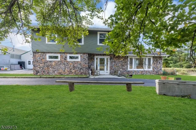 $888,000 | 70 MacKenzie Road, Hampton, NJ 08827