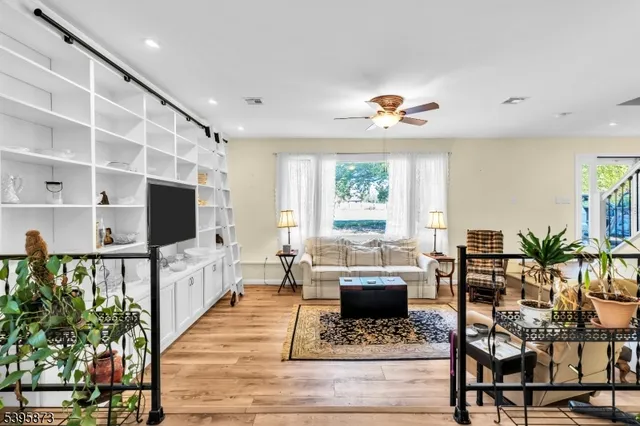 $888,000 | 70 MacKenzie Road, Hampton, NJ 08827