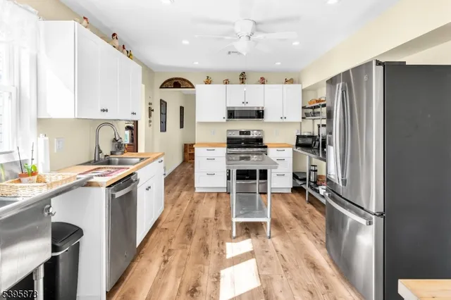 $888,000 | 70 MacKenzie Road, Hampton, NJ 08827