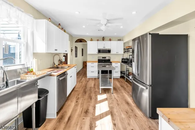 $888,000 | 70 MacKenzie Road, Hampton, NJ 08827