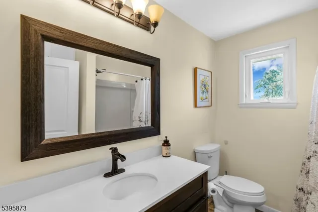 $888,000 | 70 MacKenzie Road, Hampton, NJ 08827