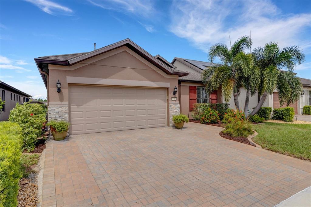 710 Asturias Road Davenport, FL 33837 - Photo 3 of 71