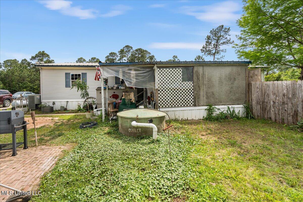 18186 Robinson Road Gulfport, MS 39503 - Photo 23 of 28 26-DSC09055