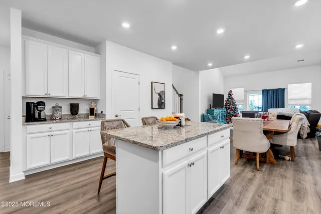 $455,000 | 18 Gulfstream Road, New Egypt, NJ 08533