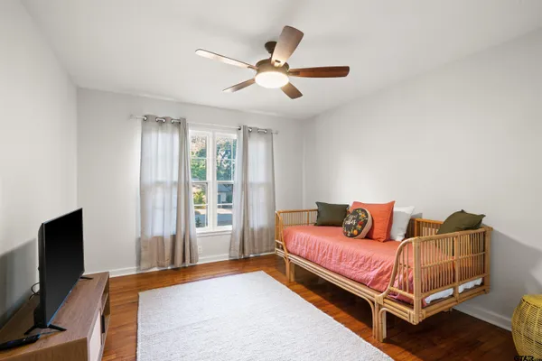 $269,900 | 1920 South Sneed Avenue, Tyler, TX 75701