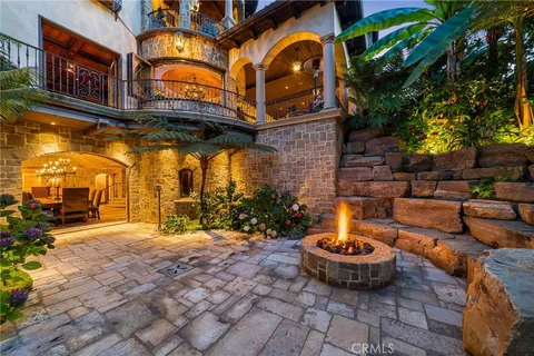 $6,895,000 | 427 La Marina Drive, Camarillo, CA 93010