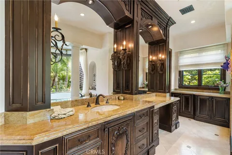 $6,895,000 | 427 La Marina Drive, Camarillo, CA 93010