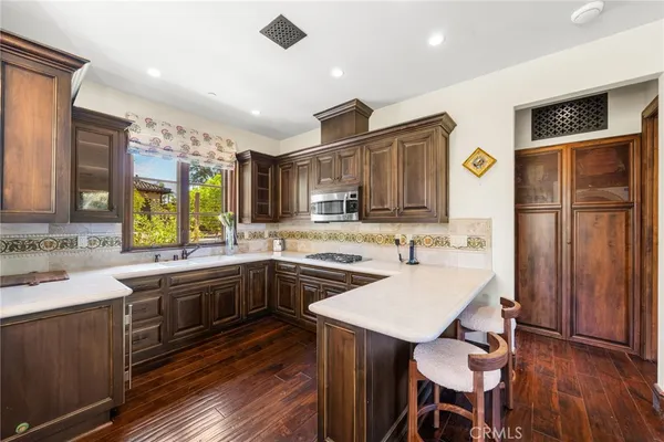 $6,295,000 | 427 La Marina Drive, Camarillo, CA 93010